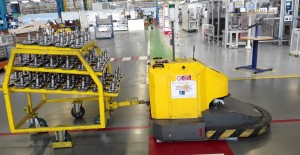 navettta agv con traino